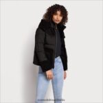 Sam Edelman Kurze Pufferjacke mit Kapuze Frauen Schwarz Bekleidung 2P8JNV1161